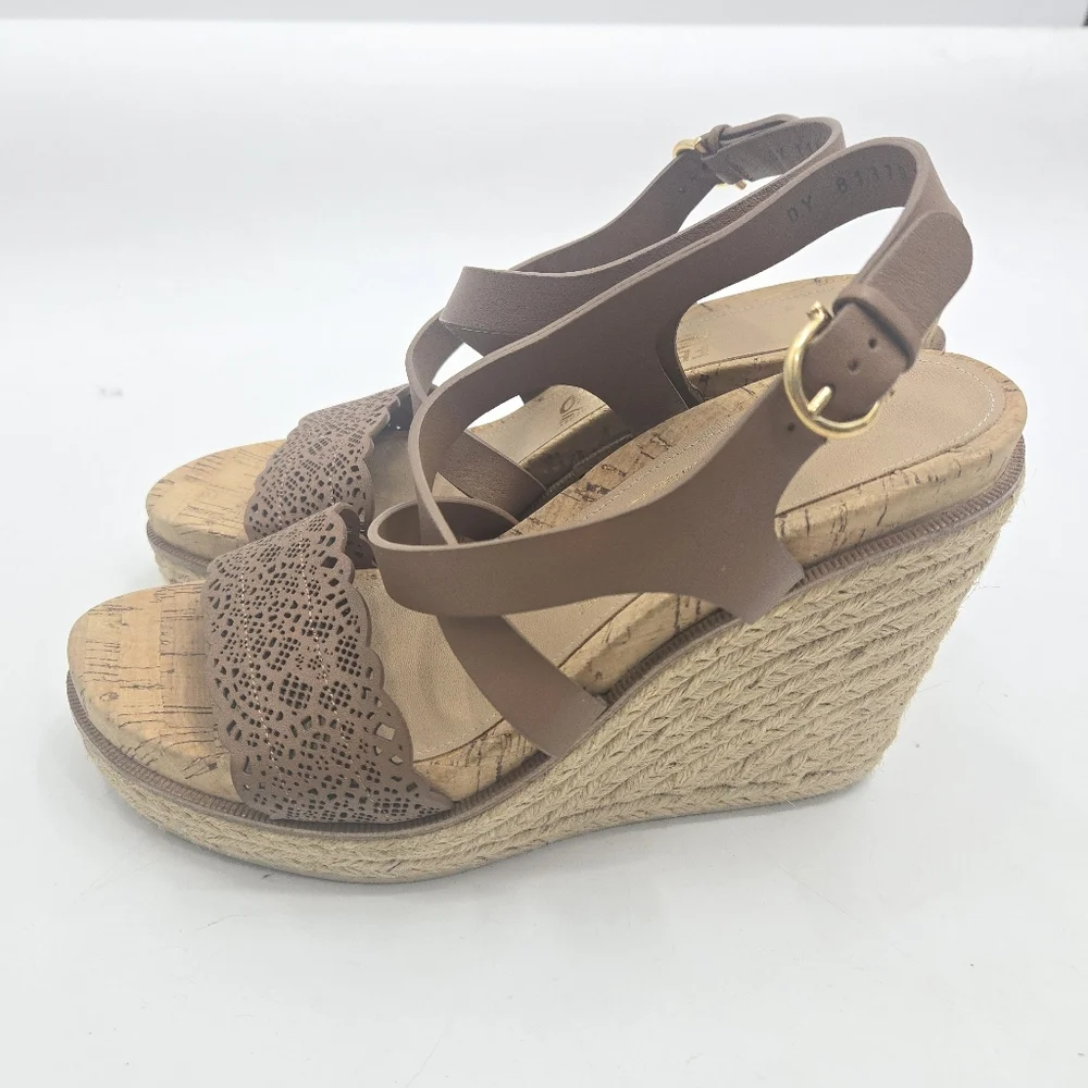 Salvador Ferragamo Gioela Sandals Raffia Wedge Platform‎